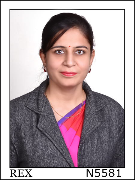 Portrait of DR.SONY DEWANI